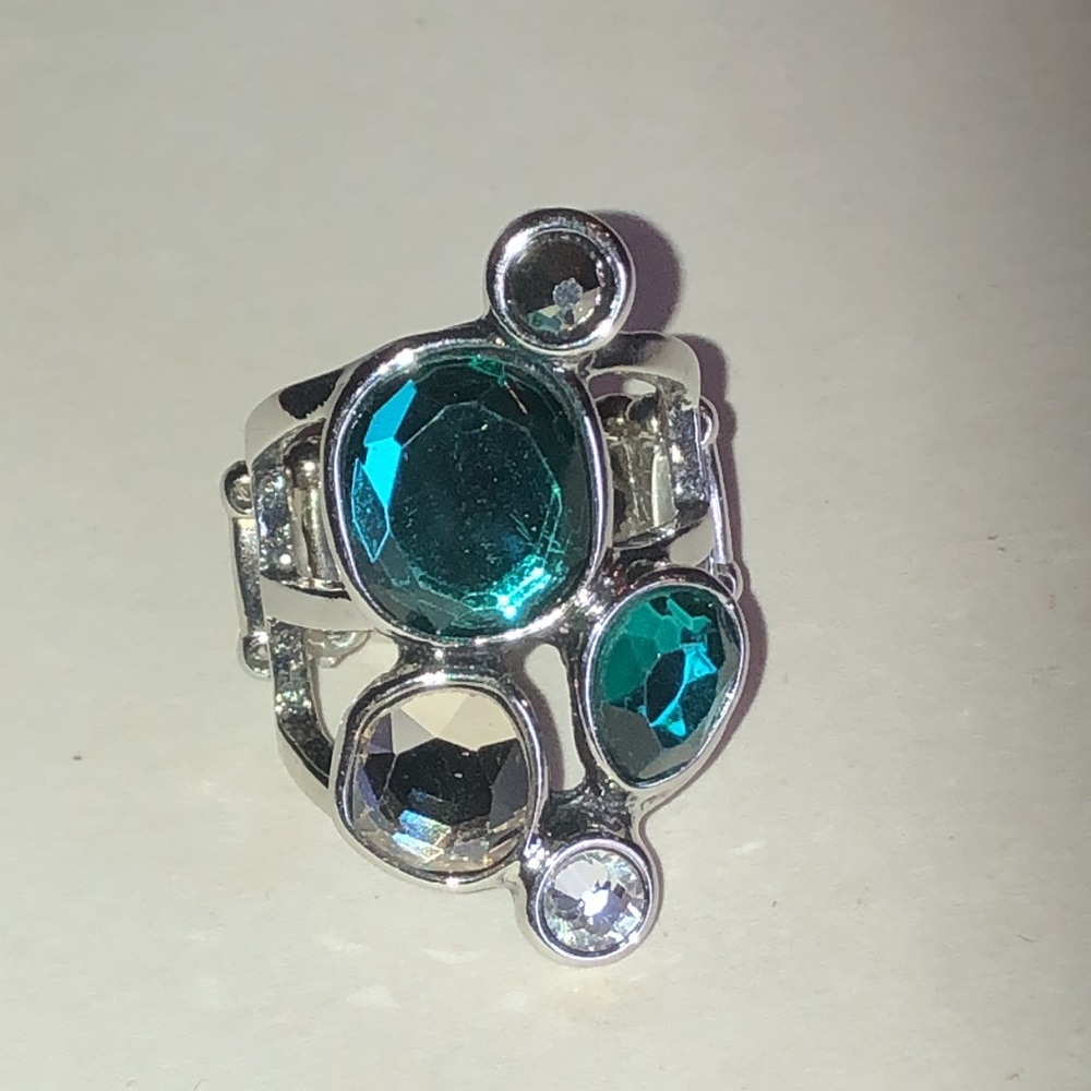 Silver Tone Emerald Rhinestone Boho Cluster Ring